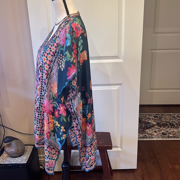 COPY - Johnny Was Silk Tunic - Picture 5 of 15